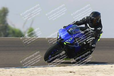 media/Sep-20-2025-TrackDaz (Sat) [[27f0cde673]]/B Group/1120am (Turn 2)/